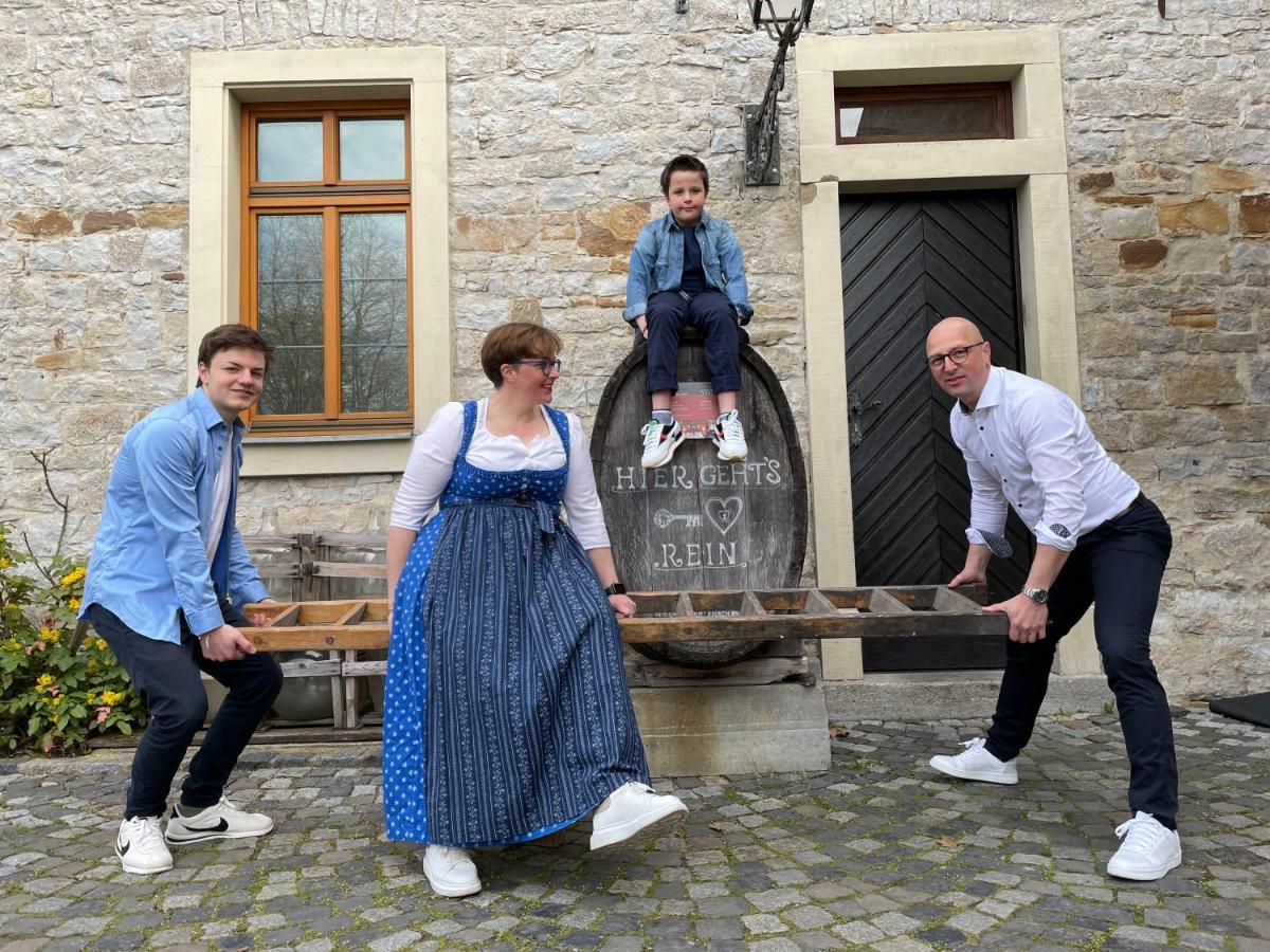 Gasthof Zum Storch プリッヒゼンシュタット エクステリア 写真