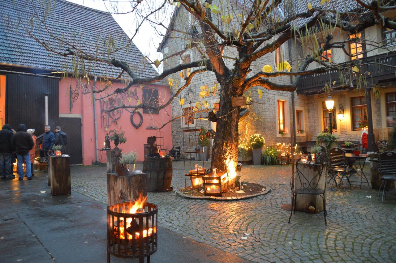 Gasthof Zum Storch プリッヒゼンシュタット エクステリア 写真
