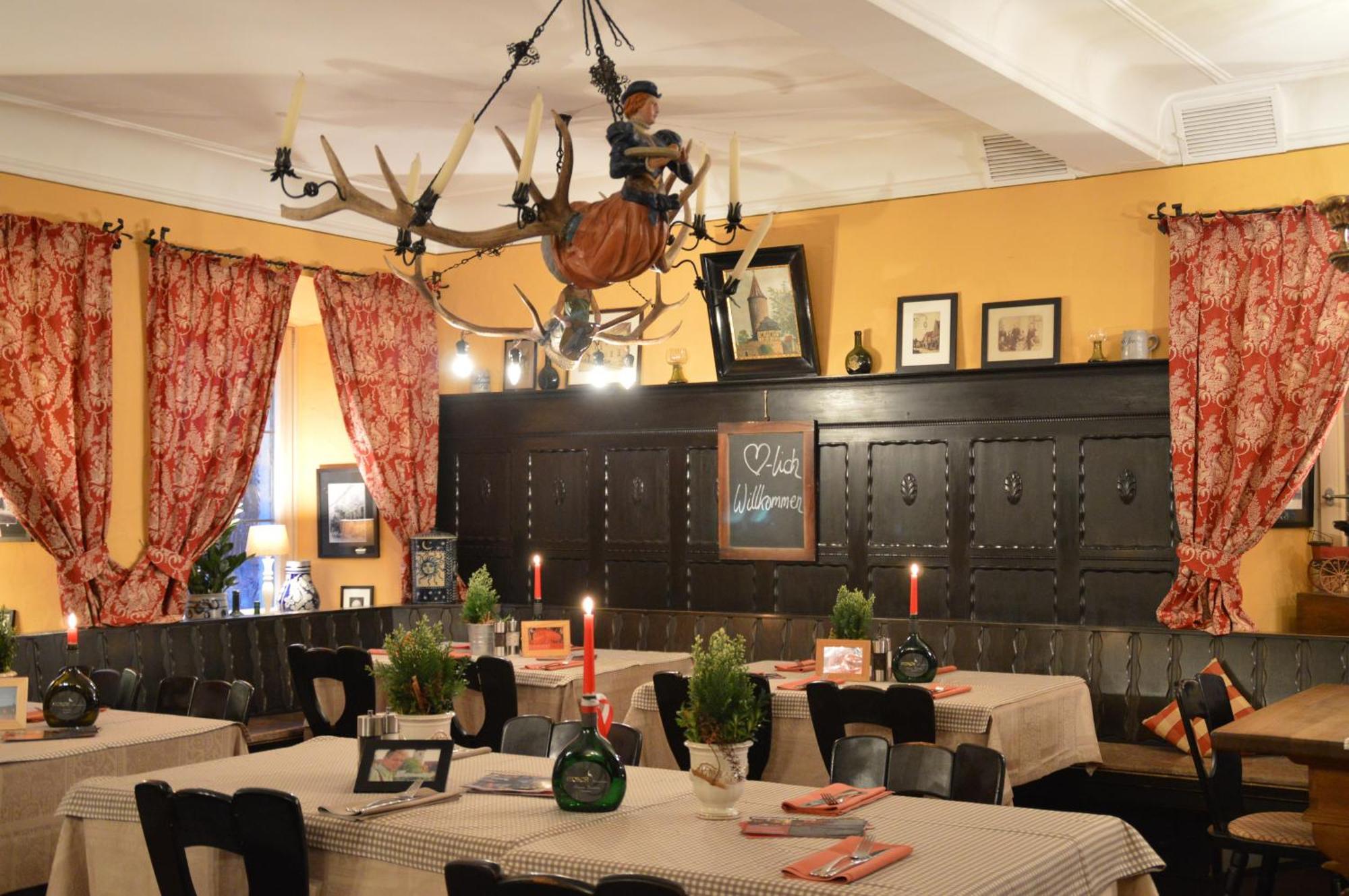 Gasthof Zum Storch プリッヒゼンシュタット エクステリア 写真