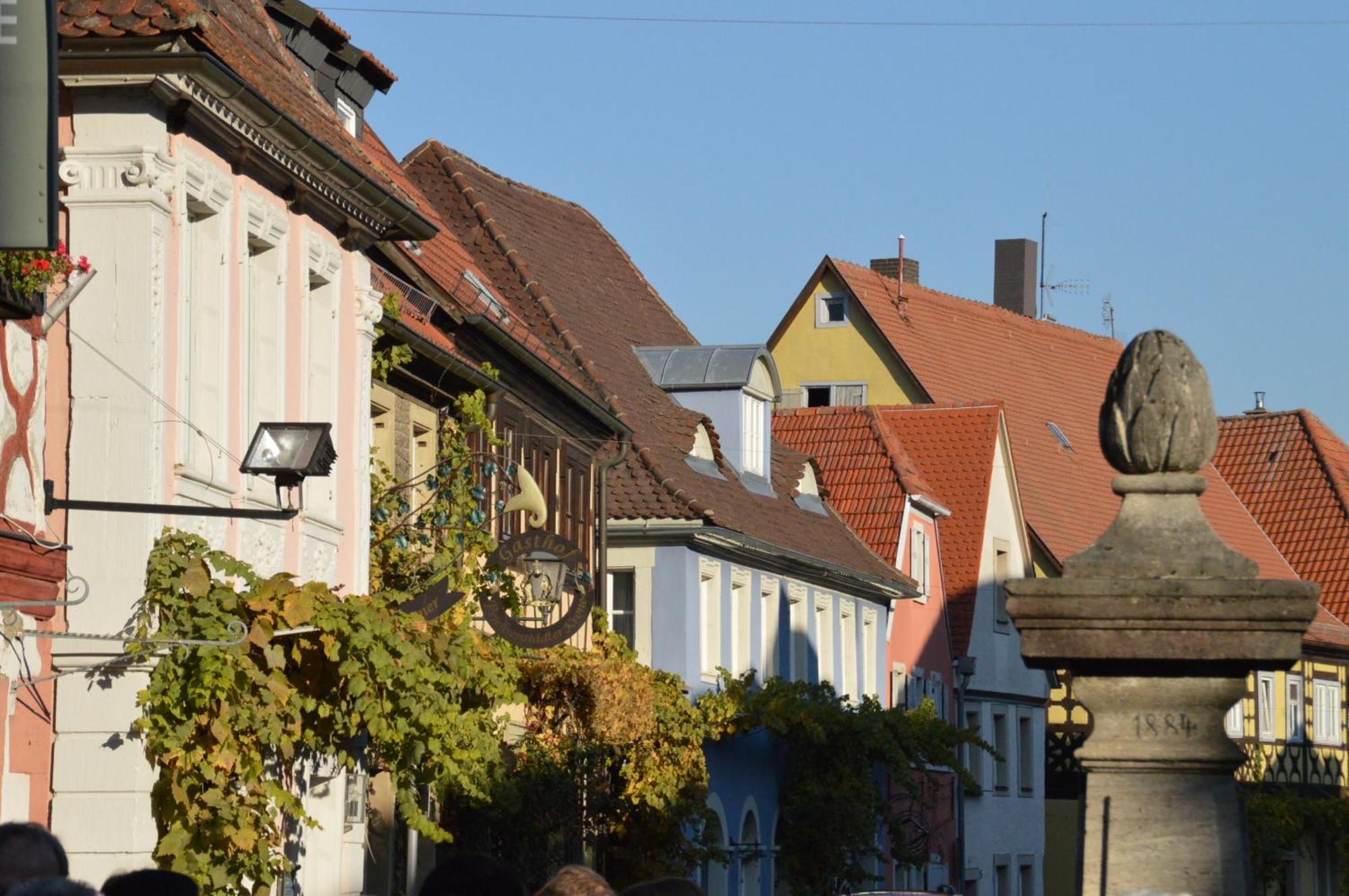 Gasthof Zum Storch プリッヒゼンシュタット エクステリア 写真